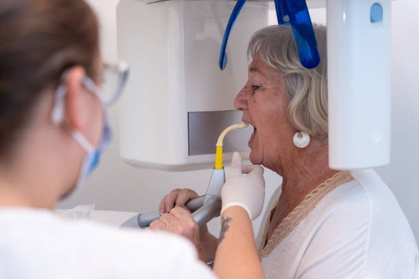 Best Emergency Dental Services for Seniors in Valle Vista, CA